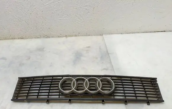 Audi 80 90 S2 B4 Front grill 893853655