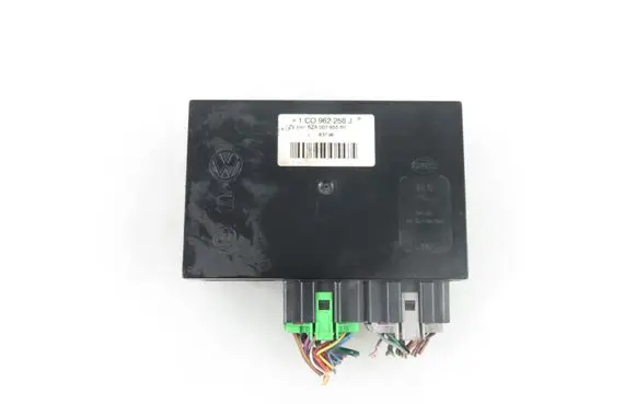 Volkswagen Golf IV Central body control module 1C0962258J