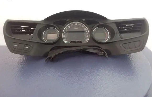 Citroen C5 Speedometer (instrument cluster) 9666326880