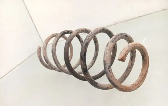 Skoda Octavia Mk1 (1U) Front coil spring 