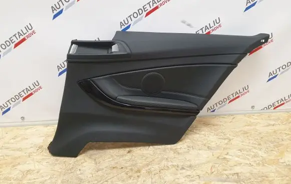 BMW 4 F32 F33 Rear door card panel trim 62428301