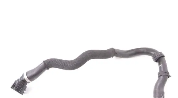 Mercedes-Benz C W205 Engine coolant pipe/hose 6832801