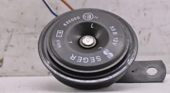 Mercedes-Benz GL X164 Horn signal E1000329