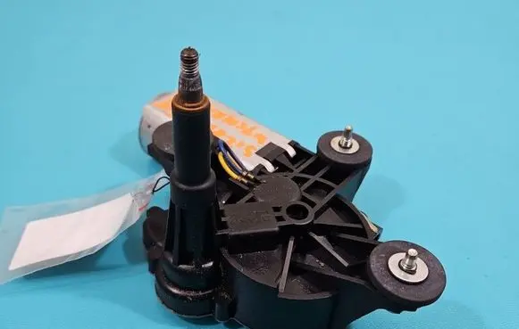 Rear window wiper motor