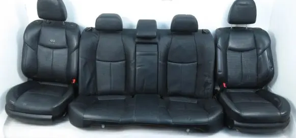 Infiniti M Seat set 