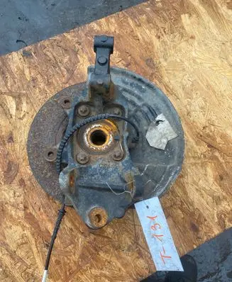Jeep Renegade Rear wheel hub spindle/knuckle 