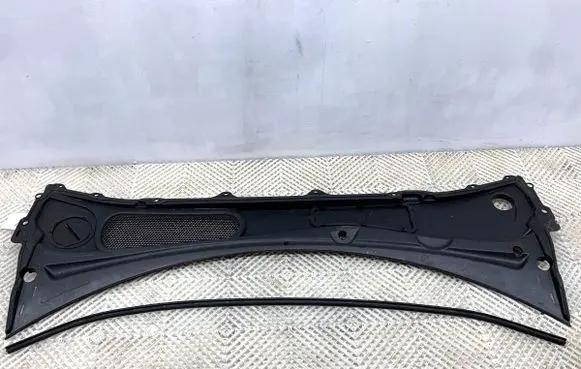 Wiper trim