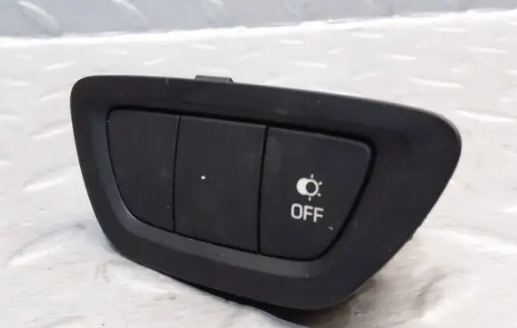Citroen C5 Other switches/knobs/shifts 9682436777