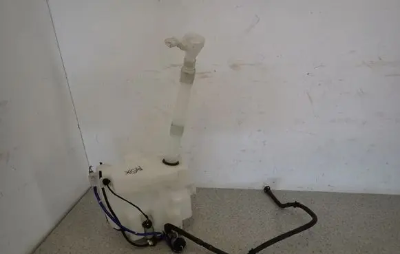 Mitsubishi ASX Windshield washer fluid reservoir/tank 