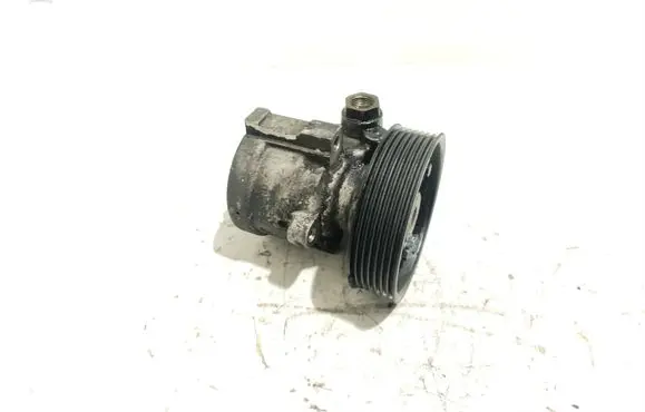 Opel Vivaro Power steering pump