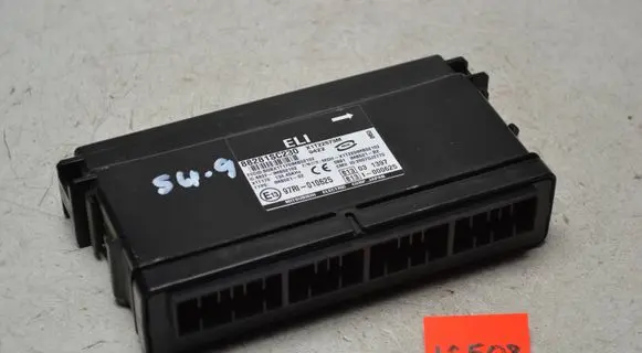Subaru Forester SH Comfort/convenience module 88281SC230 X1T22573M 97RI010625
