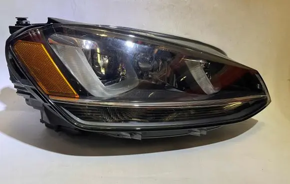 Volkswagen Golf VII Headlight/headlamp 5GM941752D