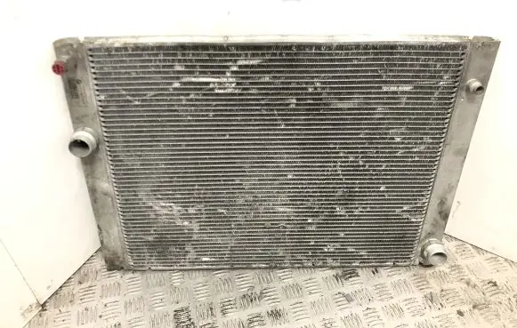 BMW 7 E65 E66 Coolant radiator 7507972