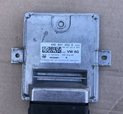 Audi Q7 4M Adblue control unit 4M0907355D 4M0907355B