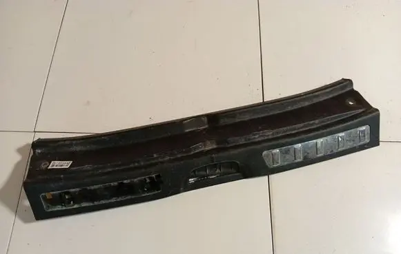 Mercedes-Benz B W245 Other trunk/boot trim element 1696900141