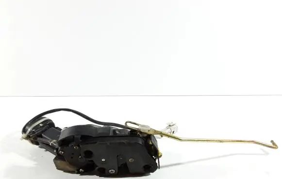 Suzuki Grand Vitara I Front door lock