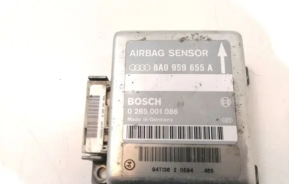 Audi A6 S6 C4 4A Airbag control unit/module 8A0959655A 0285001086