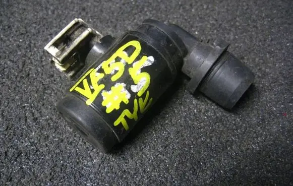 Honda Civic Windscreen/windshield washer pump