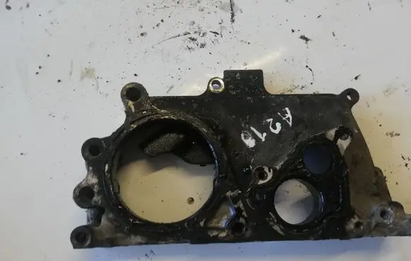 Nissan X-Trail T30 Timing chain cover NOCODE