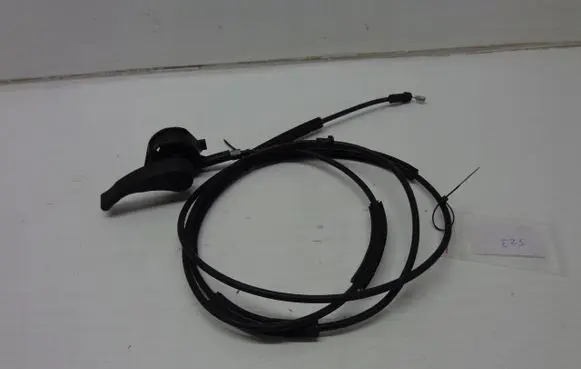 Dacia Duster II Engine bonnet/hood lock release cable H5HB470
