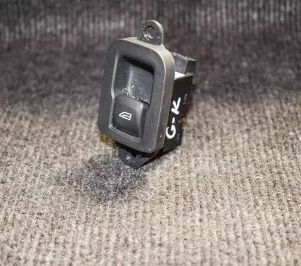 Volvo XC60 Electric window control switch 31272013