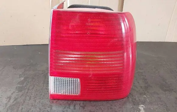 Volkswagen PASSAT B5.5 Rear/tail lights 3B5945096F