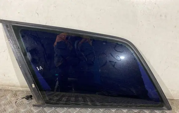 Audi A6 S6 C5 4B Rear side window 43R00137 DOT22M9468RAS2