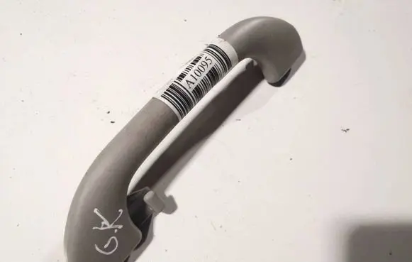 Mitsubishi Space Star Rear interior roof grab handle