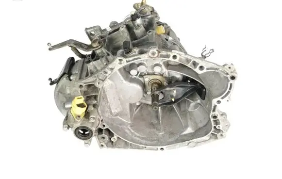 Manual 5 speed gearbox
