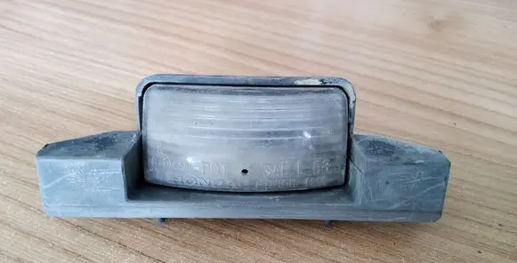 Honda CR-V Number plate light