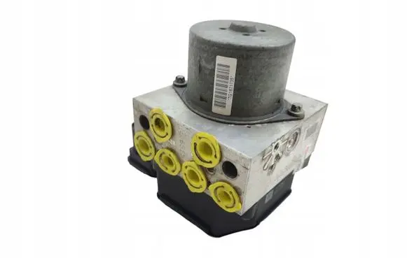 Mini One - Cooper R50 - 53 Master brake cylinder 9813830
