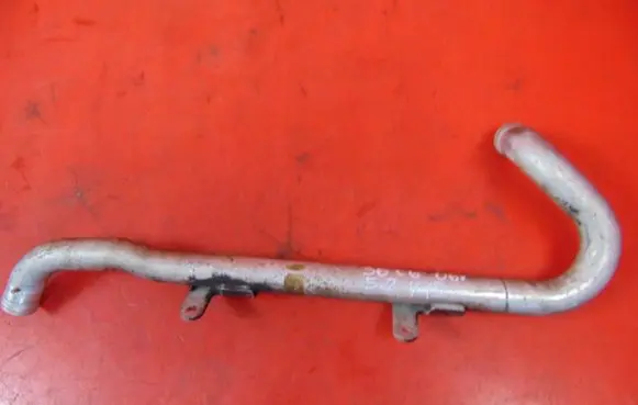 Audi A6 S6 C6 4F Engine coolant pipe/hose 07L121065J