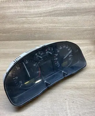 Volkswagen PASSAT B5 Speedometer (instrument cluster) 09051940090