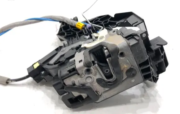 Mercedes-Benz GLE W167 Rear door lock A2220064099