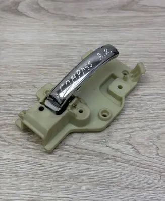 Jeep Compass Rear door interior handle 186013332 G15M25J 49758A
