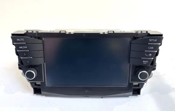 Toyota Avensis T270 Radio/CD/DVD/GPS head unit 8614005200