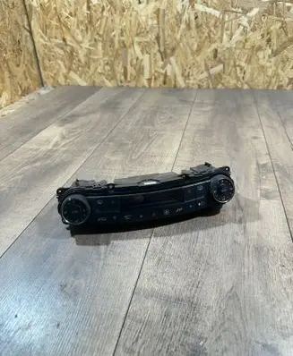 Mercedes-Benz E W211 Climate control unit 2118300685 00123203