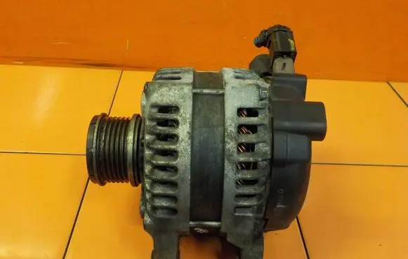 Peugeot 308 Generator/alternator 9678178280 11MB58