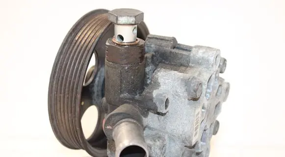 Opel Insignia A Power steering pump 13273784