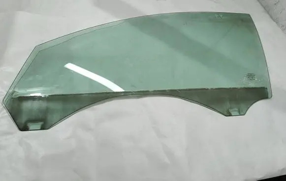 Volvo V50 Rear door window glass 43R001105 DOT57M20AS2 E000186