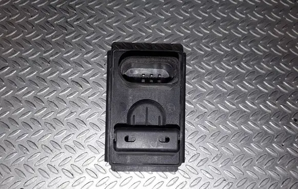 Audi A8 S8 D2 4D Sensor 4B0907659
