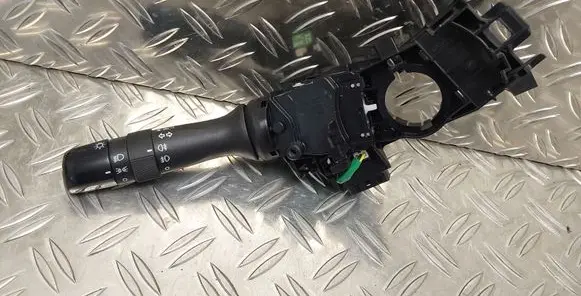 Toyota Aygo AB40 Indicator stalk 17J088 0H040