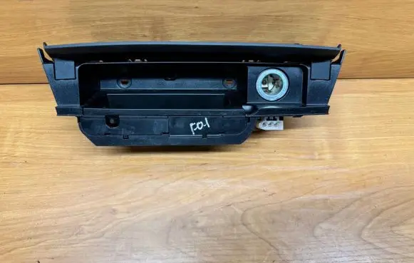 BMW 7 F01 F02 F03 F04 Car ashtray 9119317 46567