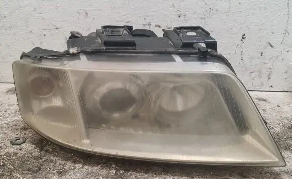 Audi A6 S6 C5 4B Headlight/headlamp