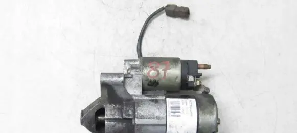 Peugeot 208 Starter motor M000T82081