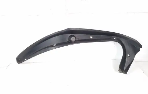 Mercedes-Benz S W221 Rear/tail light trim molding A2216940933