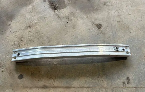 Toyota C-HR I Front bumper cross member 52131F4020