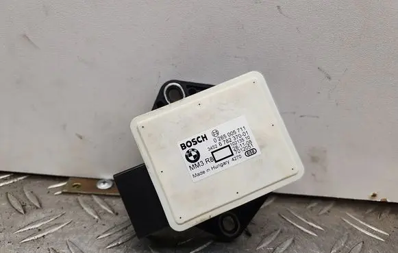 BMW 5 E60 E61 ESP acceleration yaw rate sensor 6782370 0265005711
