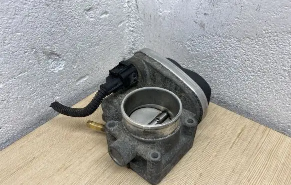 Mini One - Cooper R50 - 53 Throttle valve 7509043