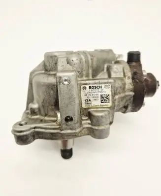 Peugeot 3008 II Fuel injection high pressure pump 0445010739 9811347380